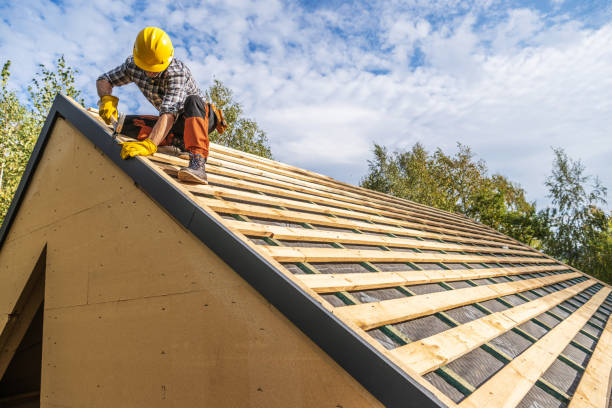 Best Affordable Roofing Company  in Combined Locks, WI